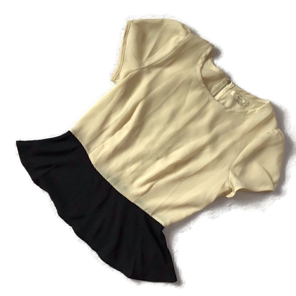 Ezra Cap Sleeve Back Zip Peplum Blouse